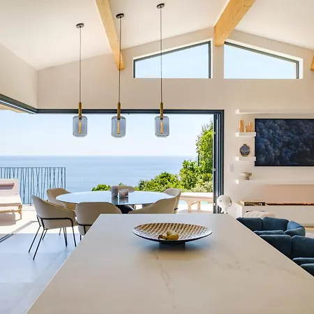 Luxury Vue French Riviera Les Issambres Villa Roquebrune-sur Argens